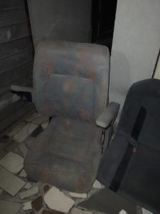 SINGLE CAR SEATS
