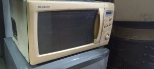 USED MICROWAVE