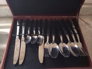 CUTLERY BOX
